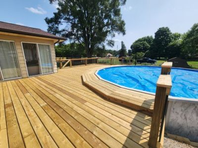 Home Custom Deck Installation